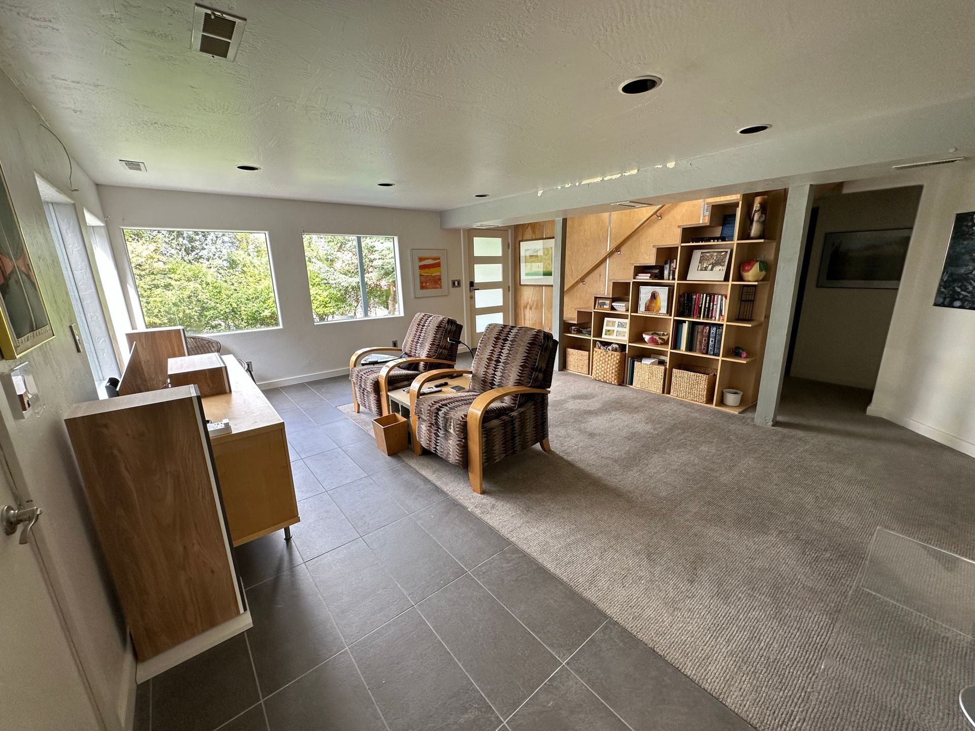 Living room remodel by DSR Construction